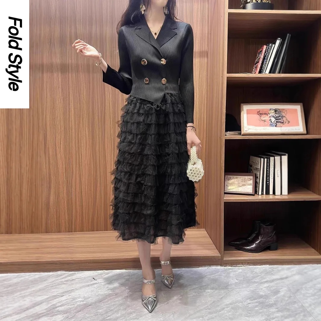 miyake-2025-nouveau-design-sens-gateau-maille-costume-col-robe-temperament-haut-de-gamme-femmes-vetements-taille-haute-grande-balancoire-style-princesse