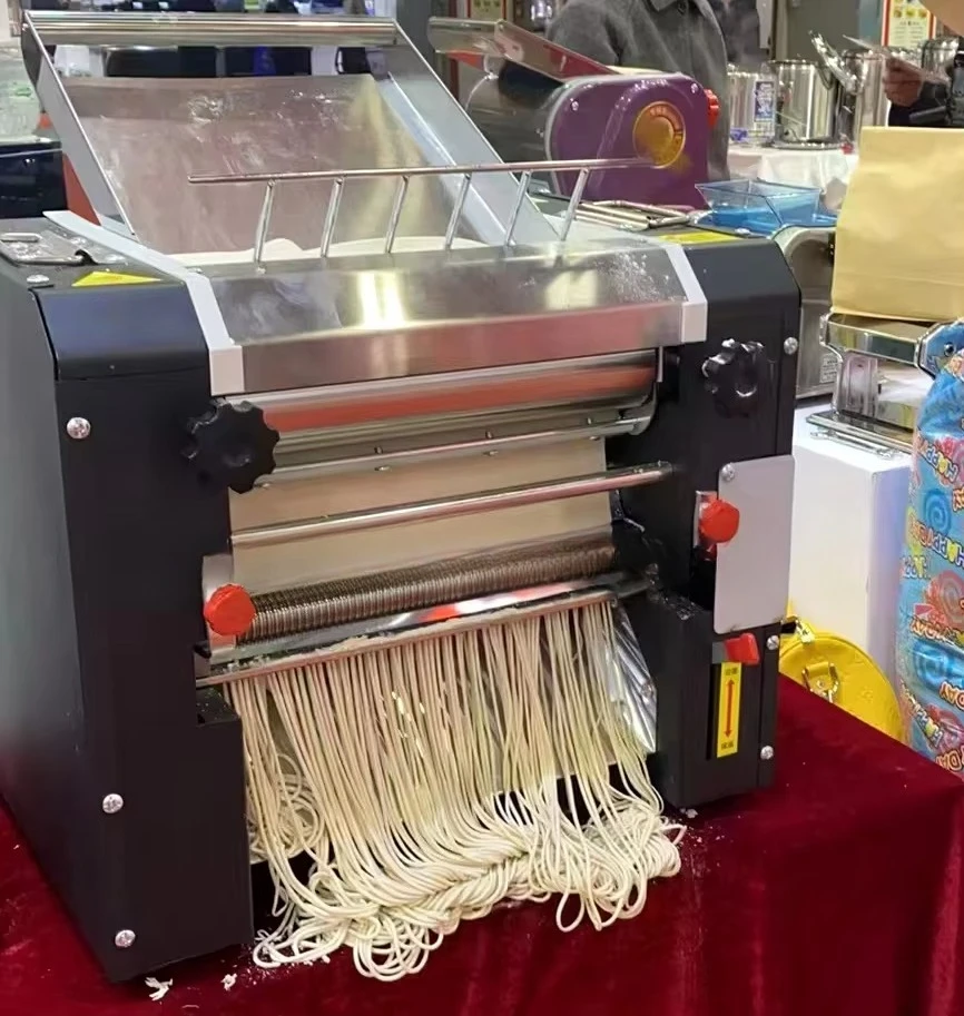 CHKJ-2025NEWHigh-Power 2200 W Commerciële Desktop Noodle Persmachine Model 300 Deeg Kneden Cutter Pasta Ramen Making Machine