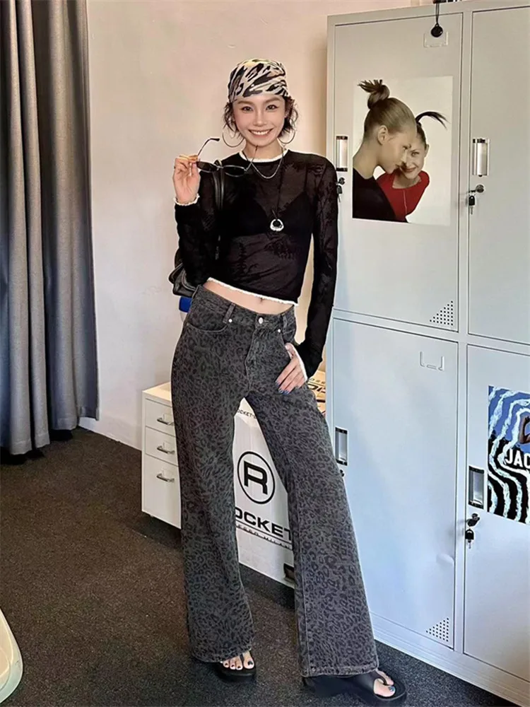 

Джинсы женские широкие с леопардовым принтом, удлиненные, с высокой талией, темные, винтажный стиль, длина в пол, с эффектом похудения