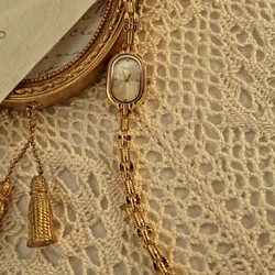 1 Piece of New Style Gold Bracelet-Style Women's Watch, Vintage Luxury, Casual Fashion, Simple Elegance, Light Luxury, Versatile, Waterproof Women's Quartz Watch