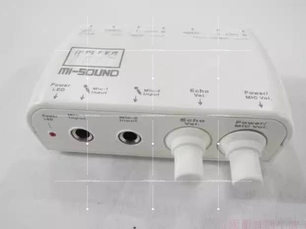 KM888 Karaoke External Sound Card 2 Condenser Microphone Microphone Recording KTV Echo Tone Reverb