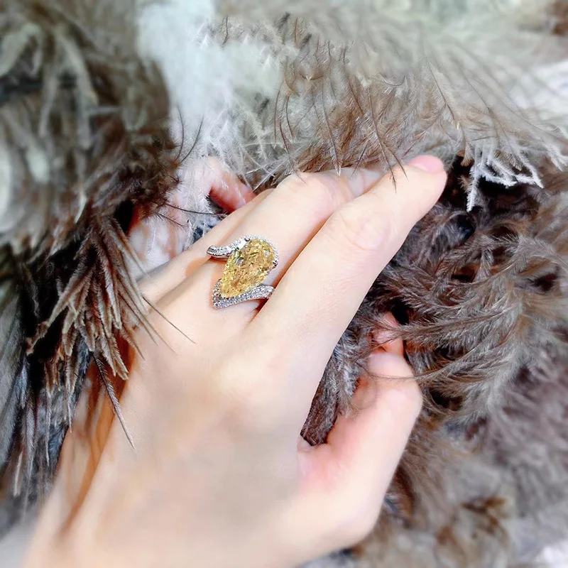 S925 Pure Silver Artificially Cultivated Yellow Diamond Quality Diamond Ring for Women, with an Opening That Can Be Adjusted, as
