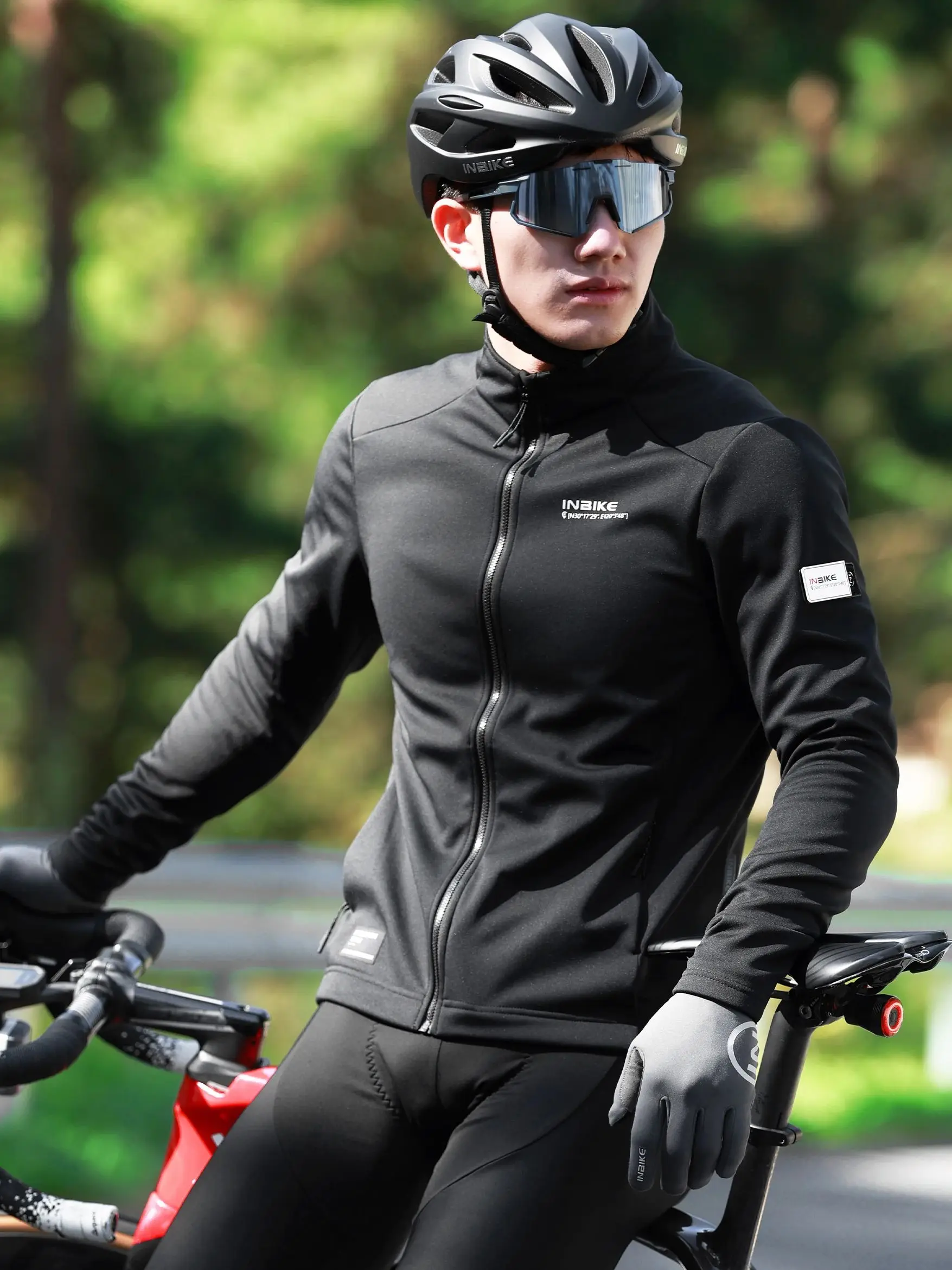 AliExpress INBIKE Fleece Cycling Jackets Man Thermal Bike Softshell Jackets Windproof MTB Biking Clothing Road Bicycle Windbreaker for Men