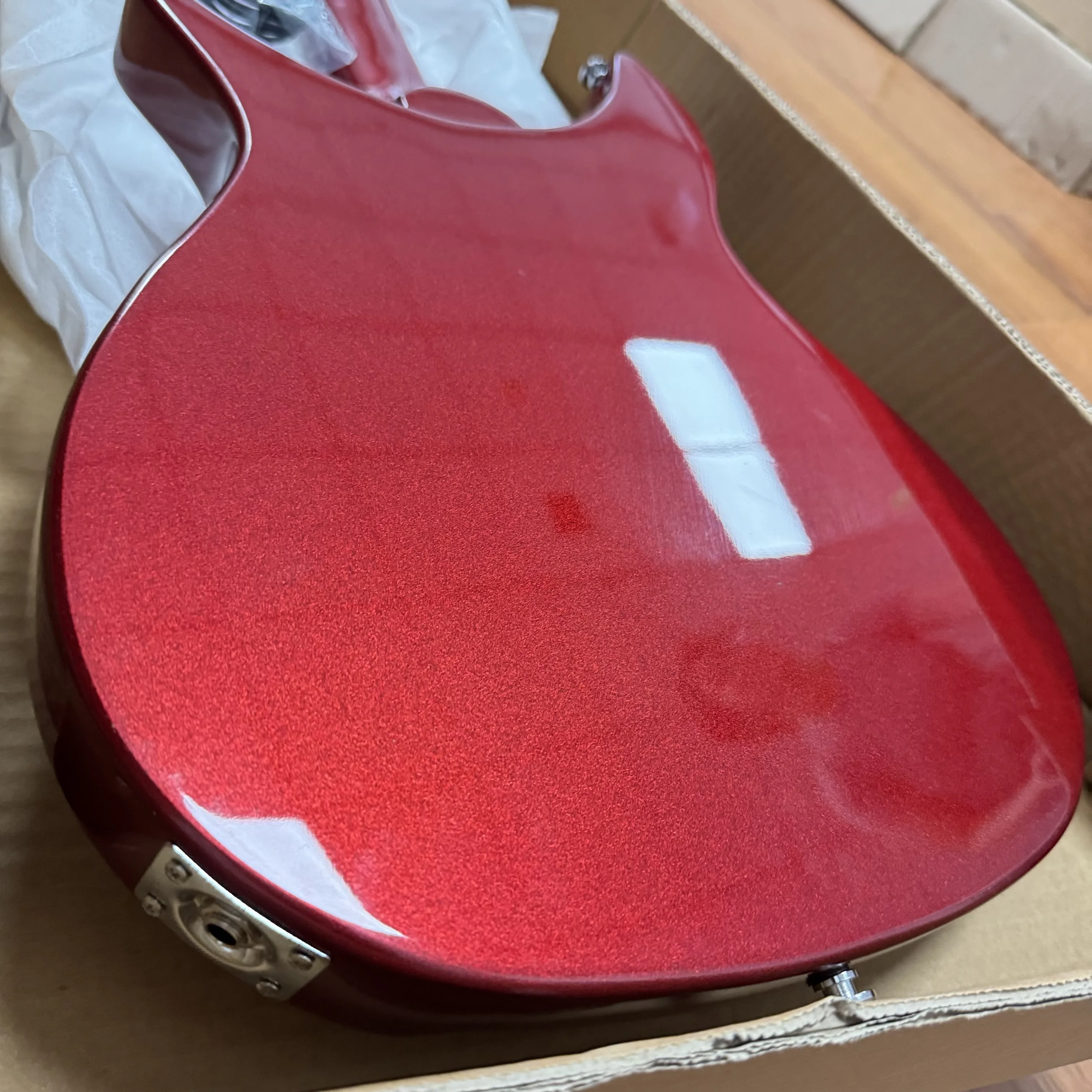 Costom Hot Sale Metallic Red 325 Model Electric Guitars 527 mm Scale Length Mahogany Body Christmas Gifts Free Shipping