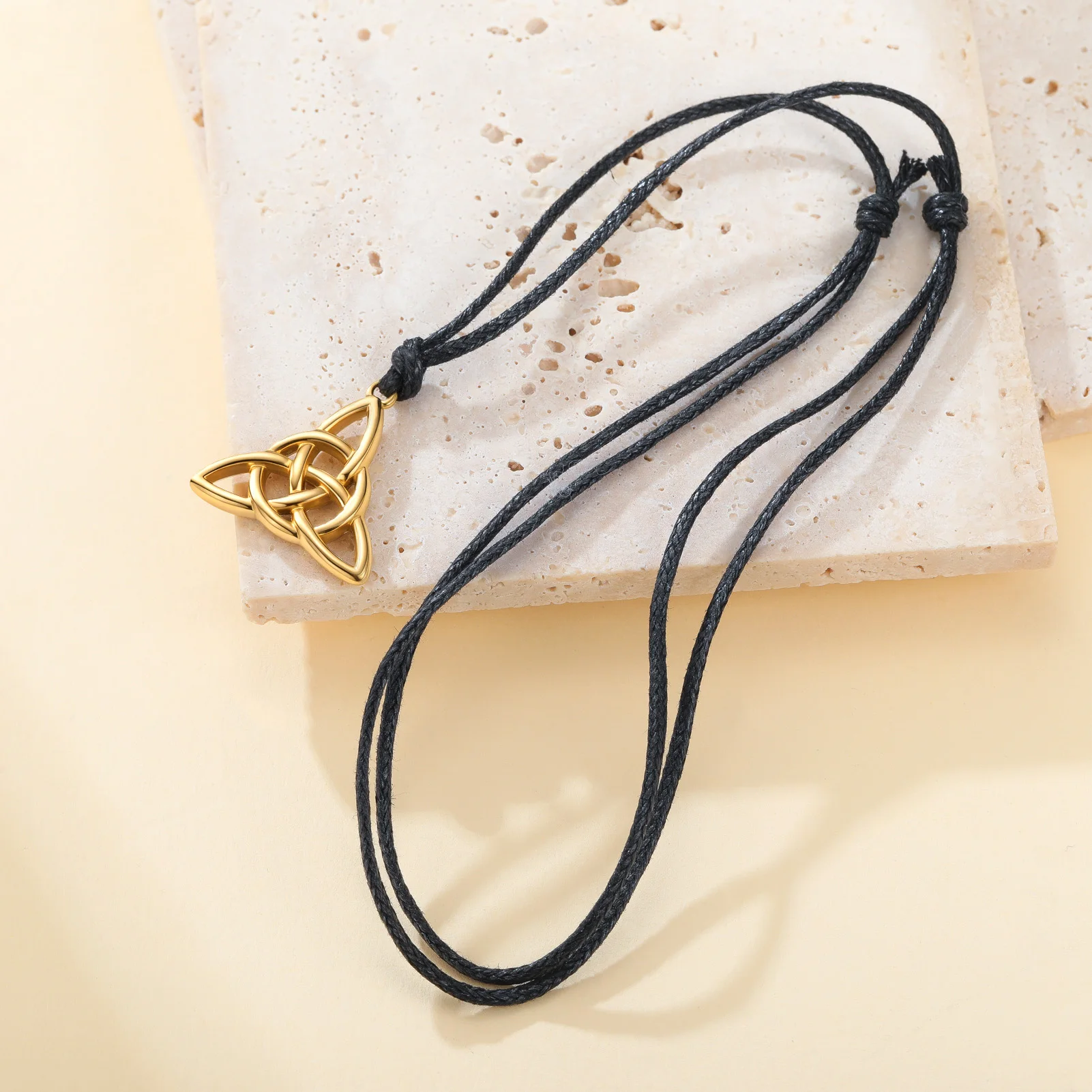 Vintage Trinity Irish Knot Necklace For Women Men Stainless Steel Gold Color Pendant Black Rope Amulet Triquetra Jewelry Gift