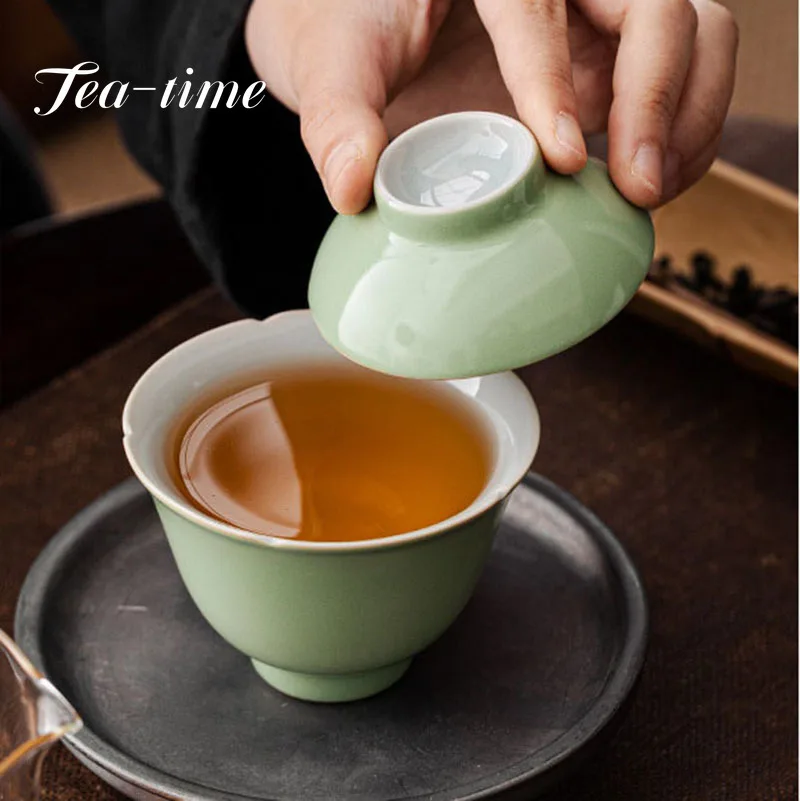 100ml Jade Green Celadon Cover Bowl Handmade Not Hot Small Hand Grab Pot Chinese Tea Maker Gaiwan Household Kung Fu Tea Ceremony