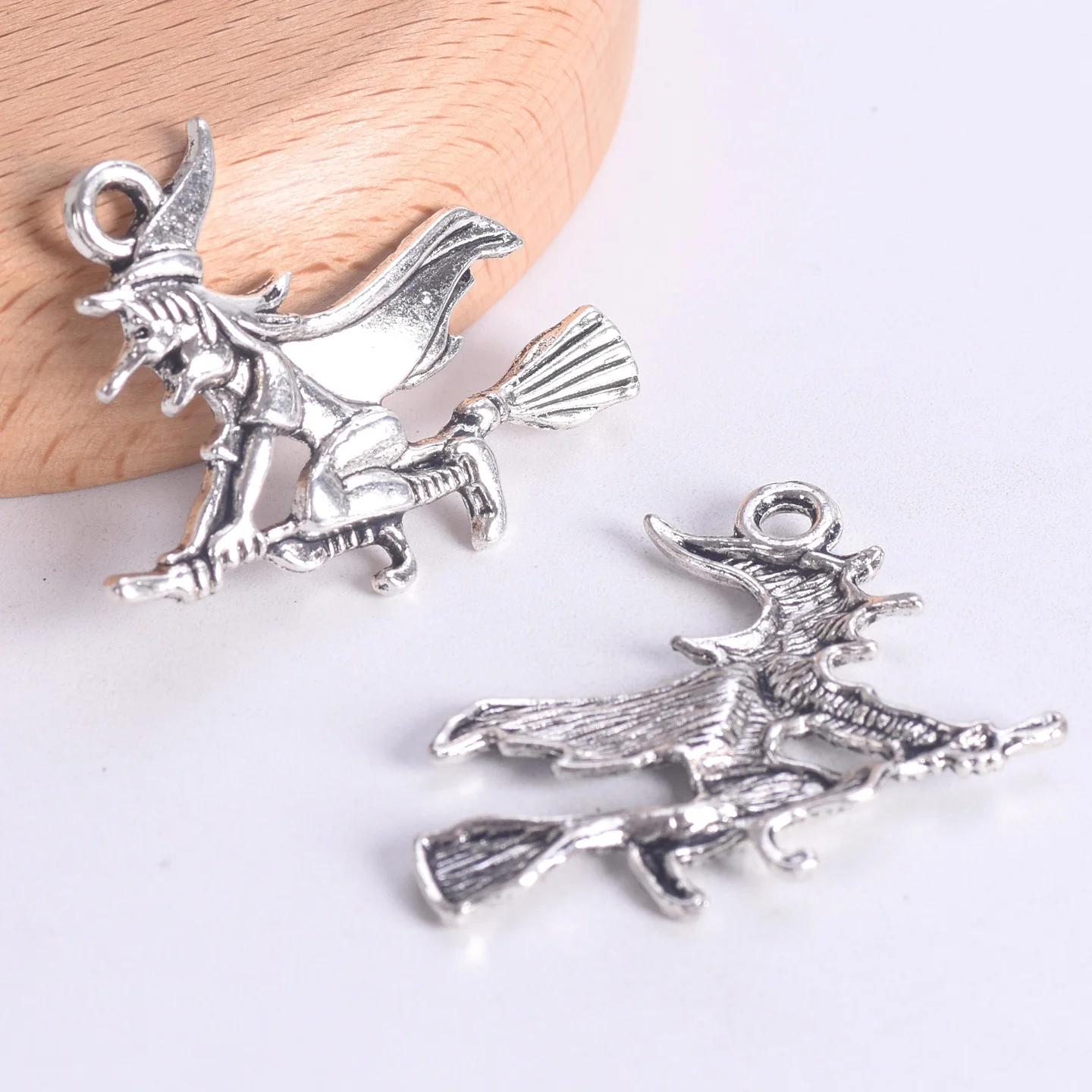

5pcs Witch Riding Broomstick 37x29mm Tibetan Silver Color Metal Charms Loose Pendants For Jewelry Making DIY Crafts Findings