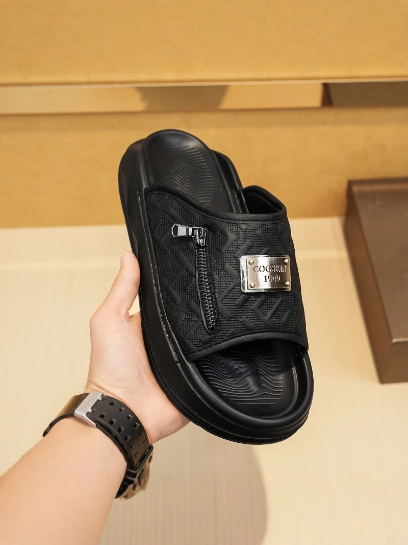 

Men's Summer Casual Soft Bottom Slip-On Sports Slippers Indoor Home Wearable Trendy Brand Flat Sandals Breathable EVA Insole