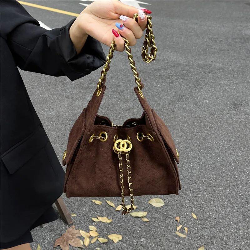 

Шикарная стеганая женская сумка через плечо, модная сумка-хобо 2025 года, сумка через плечо из искусственной кожи в стиле ретро с металлической цепочкой для повседневного стиля