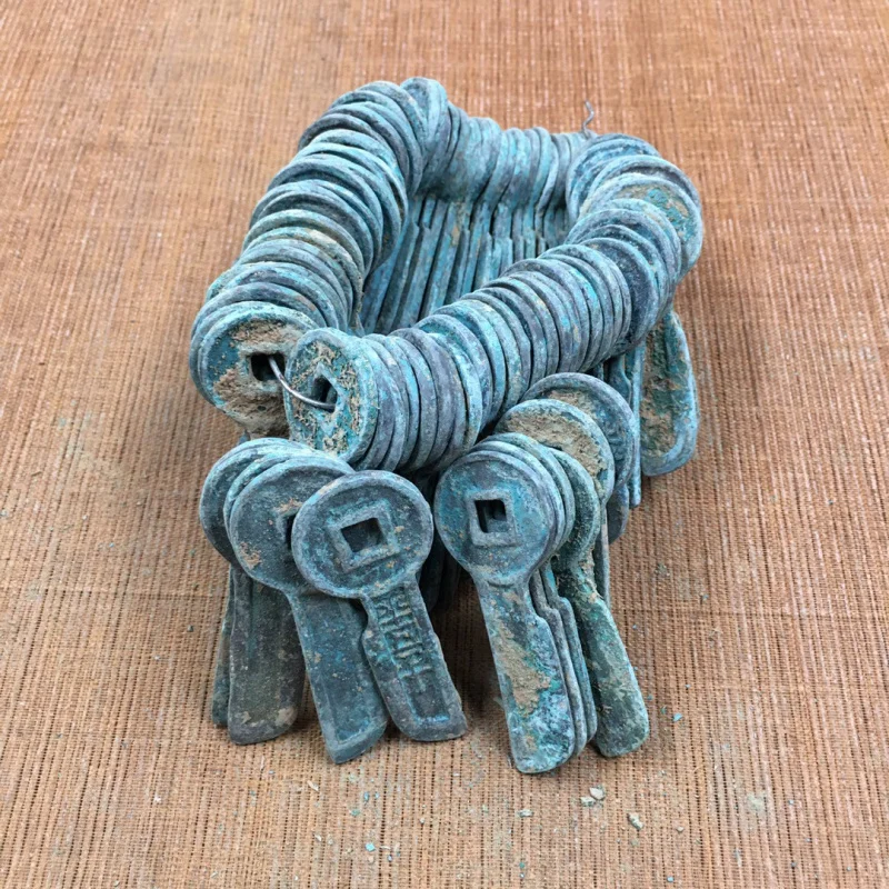 Ancient currency: Key coin, five thousand per unit