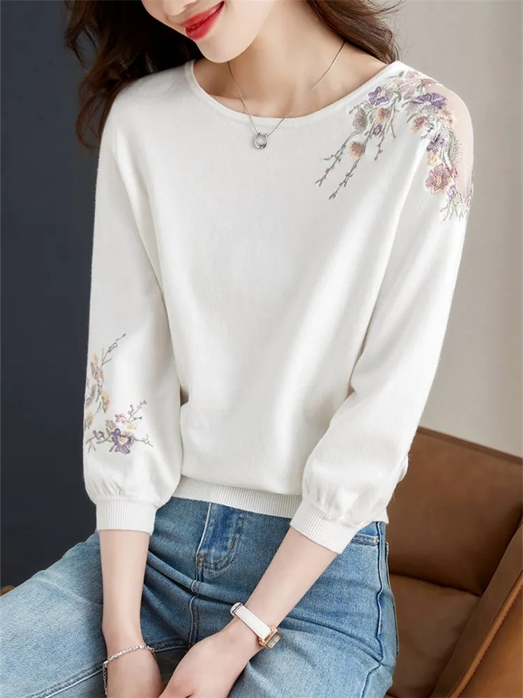 Flower Embroidery White Knit Pullover Sweater Short Tops Autumn Winter Women Elegant Chic Slim Casual Knitwear Lady B2375