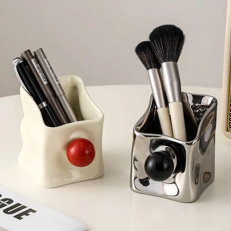 High Grade Desk Office Storage Cylinder Dresser Eye Shadow Brush Comb Eyebrow Pencil Bucket Storage Box