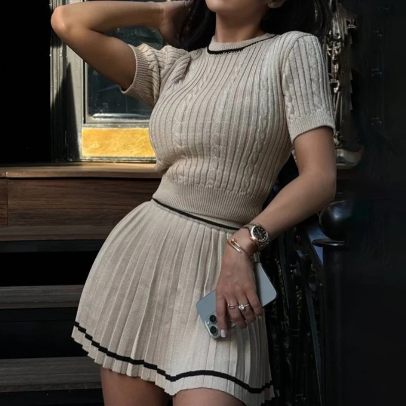 REALEFT 2025 New Y2K Summer 2 pieces Women\'s Sets O-Neck Short Sleeve Tops and Pleated Sexy Mini Skirts Outfits Suit for Female