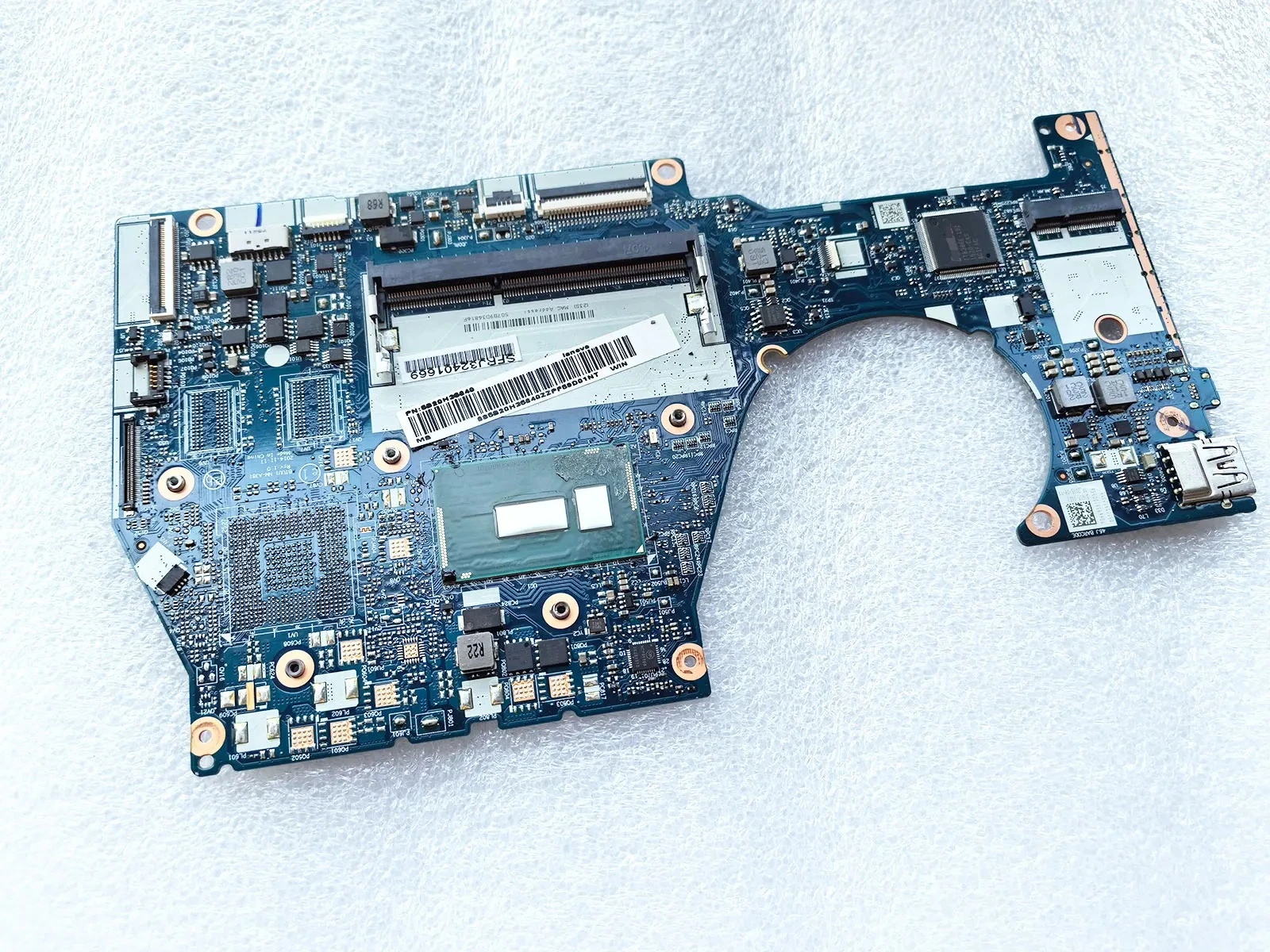 

FRU 5B20H35637 5B20H35640 for Lenovo YOGA 3 14 Laptop Motherboard BTUU1 NM-A381 Main Board SR23Y I5-5200U 2.2GHz DDR3L