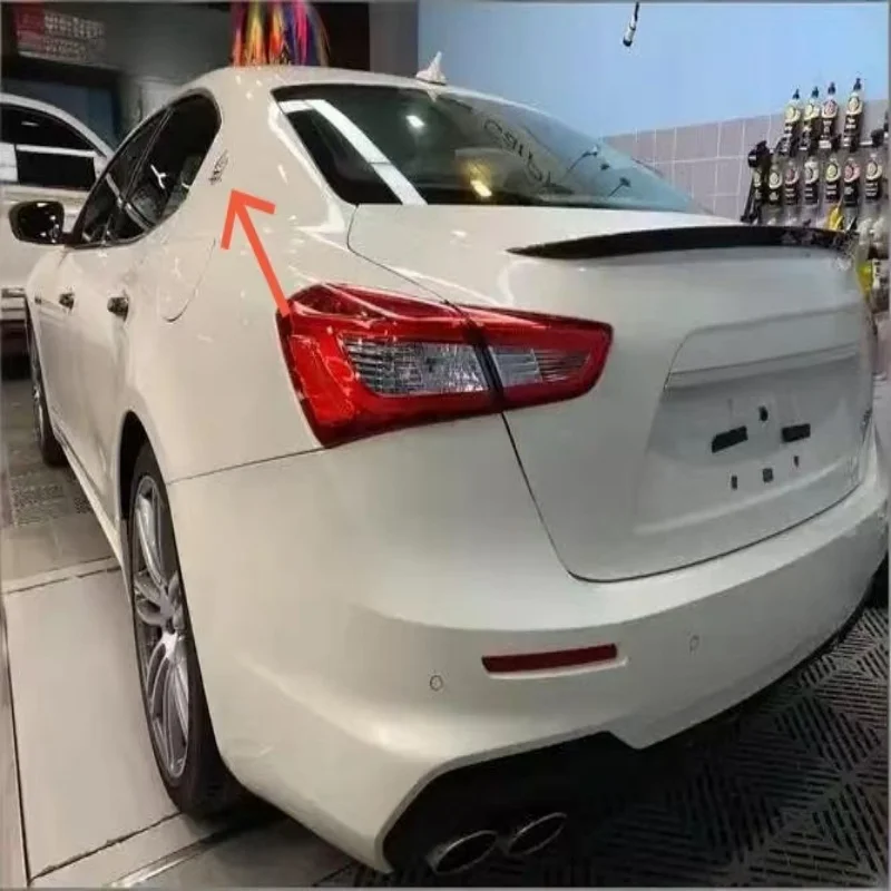 

2pcs Suitable for Maserati President Levante Ghibli rear window leaf panel side label, body sticker, car logo