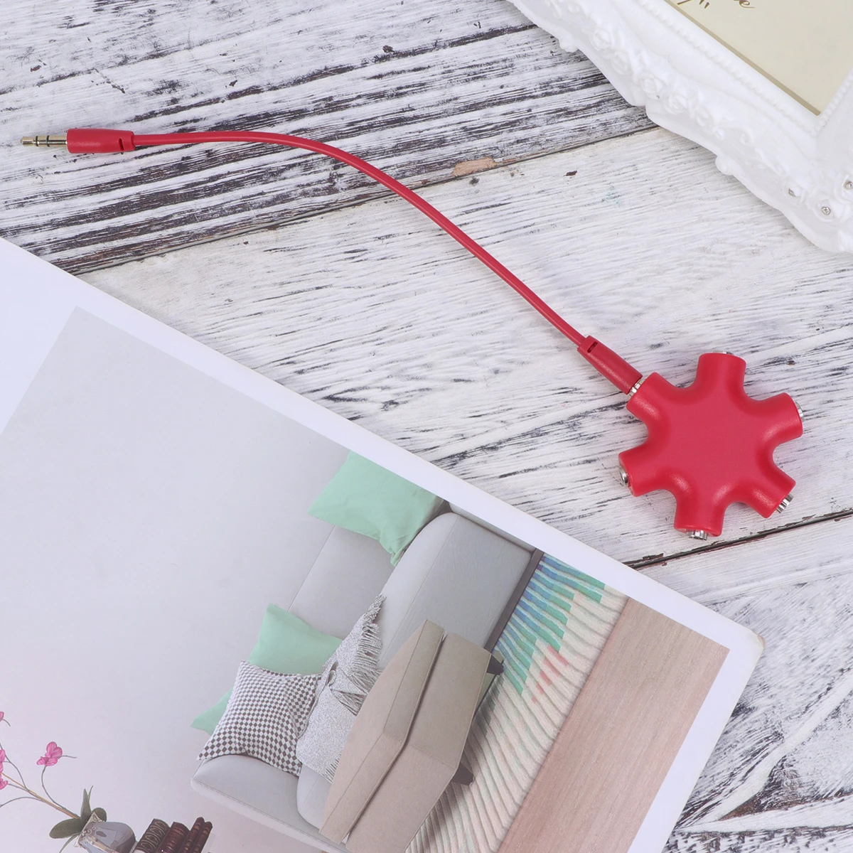 

Headphone 5 Way 6 Port Audio Connector Adapter For Phone Music Player Pc Red Hexangular Design Compatible With 3.5Mm