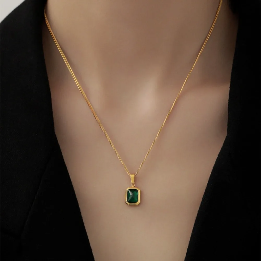 Elegant Square Green Zircon Pendant Necklace Titanium Steel Necklace Girls Wedding Engagement Jewelry