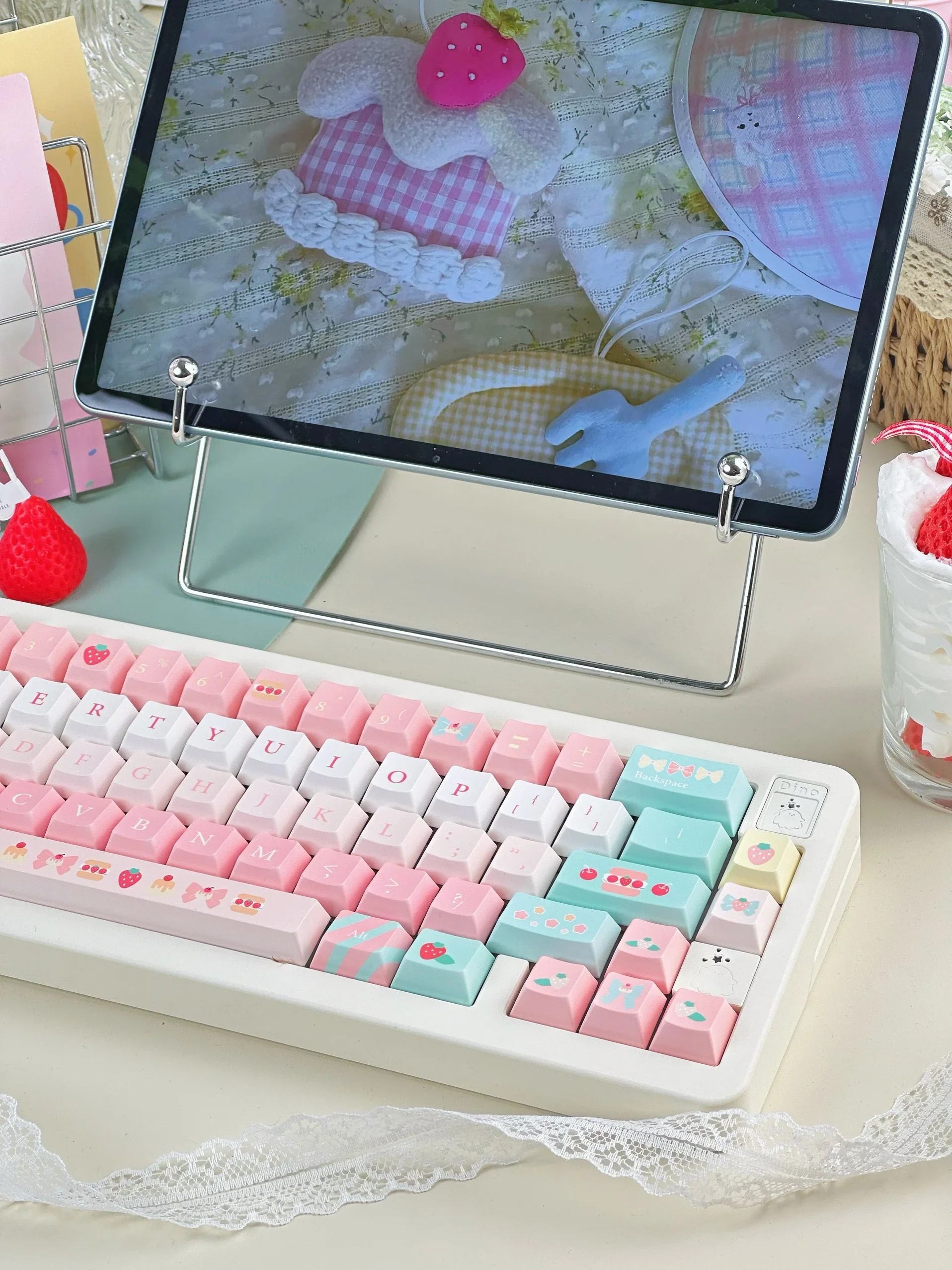 B-M Strawberry Dessert House Keycaps Original Keycaps Cute Original