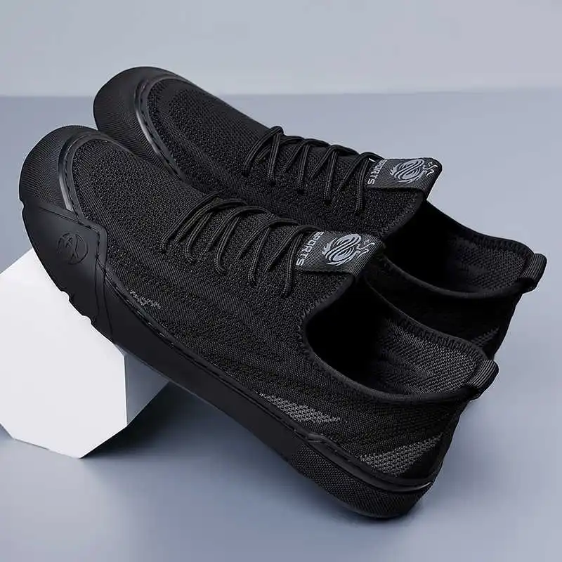 

Мужская обувь из натуральной кожи. Роскошные кроссовки. Мокасины. Кроссовки. Сапоги на шнуровке большого размера. Спортивные товары. Красовки. Спорт-досуг.