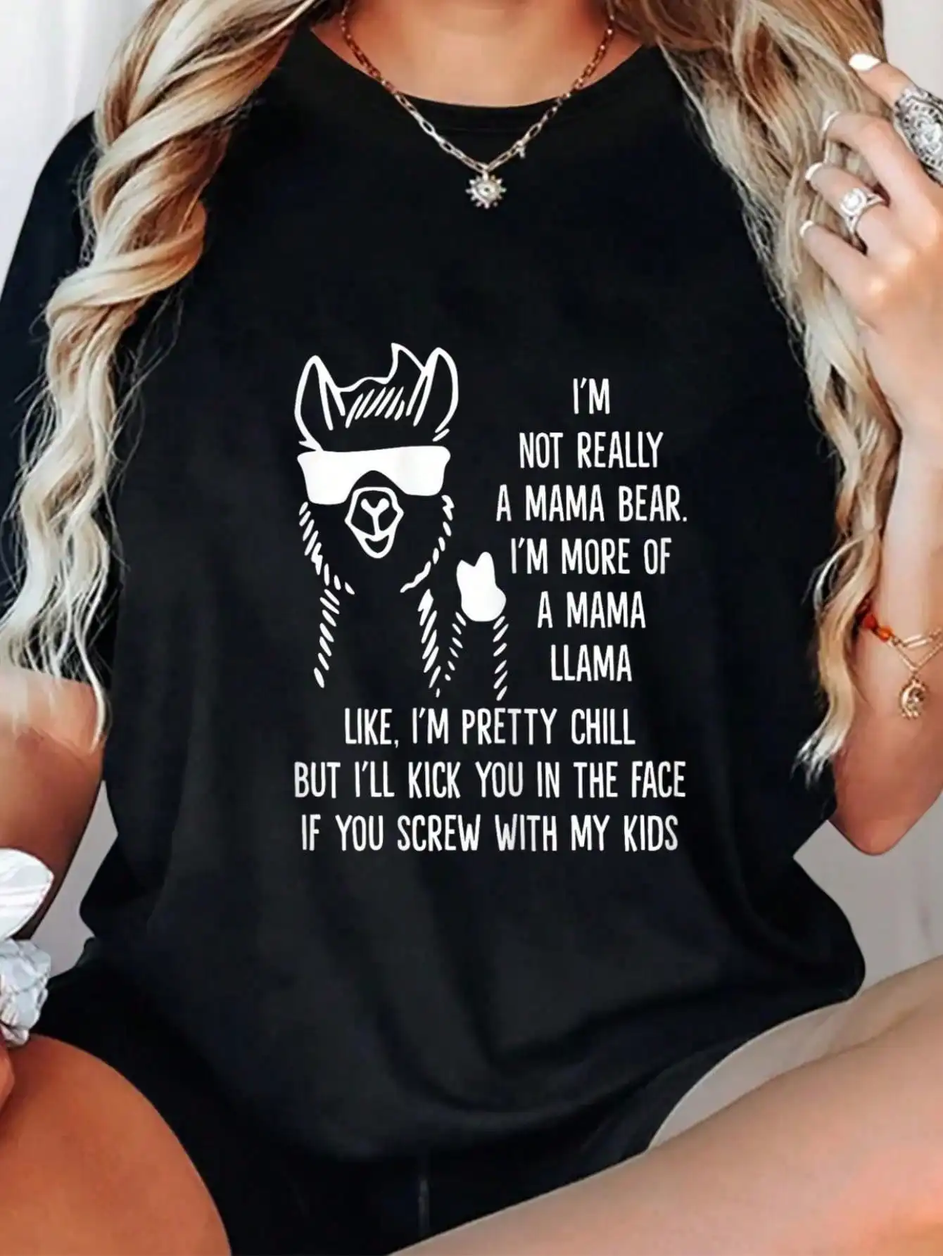 

Mama Llama" Humorous T-Shirt - Soft, Stretchy Crew Neck Tee with Unique Print for Women | Perfect Gift Idea, Short Sleeve