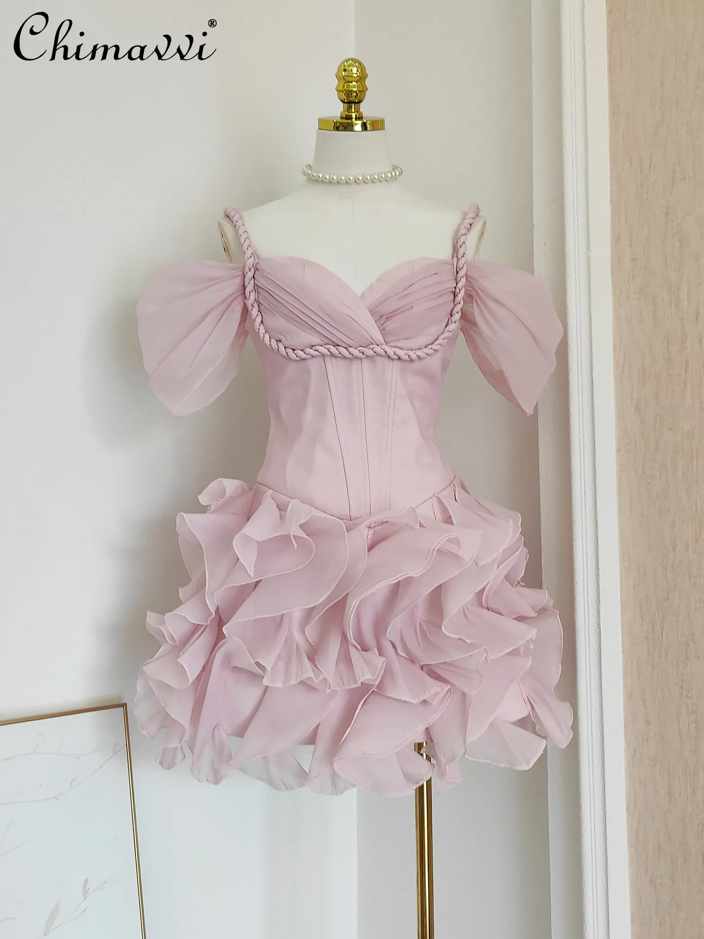 

2026 Summer French Elegant Temperament Woven Off-shoulder Ruffle High Waist Fishbone Slim Fit Birthday Party Pink Dress Women