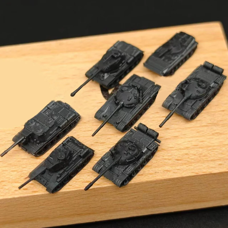 5PCS Simulation Russia Tank Model 1/350 Scale IS2 T72 T55 BMP1 Infantry Fighting Vehicles DIY Ornaments for Military Enthusiasts