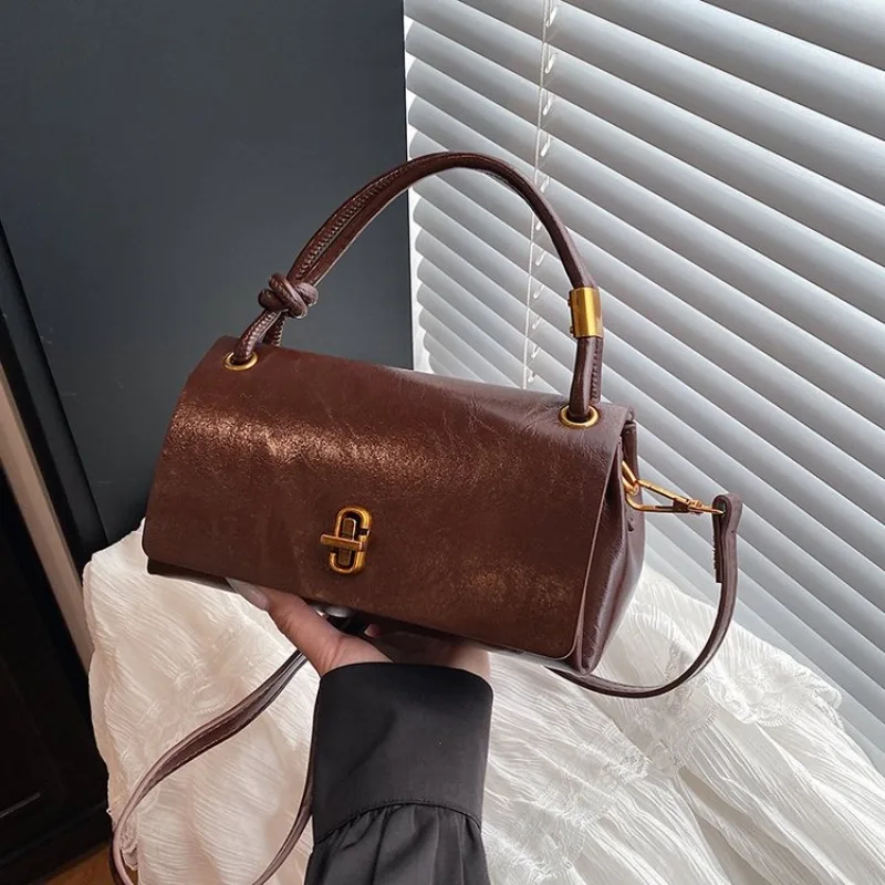 

Diaper Bag Elegant Retro Crossbody Handbag Luxury Leather Designer Tote For Women Stylish Textured Vintage Satchel