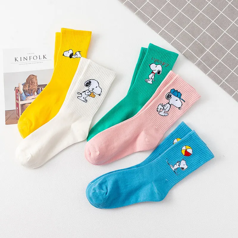 

Snoopys Socks Mid-calf Socks Autumn Winter High-top Woman Sporty Korean Style Trendy Casual Versatile Comfortable Sock Xmas Gift