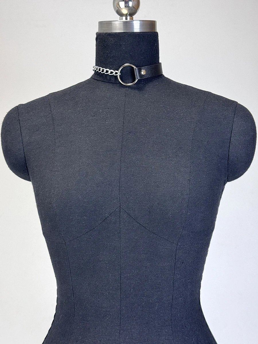 Gothic Punk PU-Leder Kettenhalsband, Verstellbare O-Ring Lariat-Kette, Y2K-Stil Schlüsselbein-Kette, mit Verstellbarem O-Ring, Täglich Tragbar – Detail 11