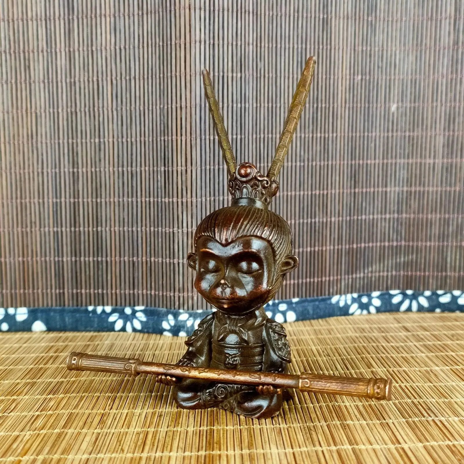 Chinese Antique Solid Bronze Sun Wukong Statue Tea Pet Decoration