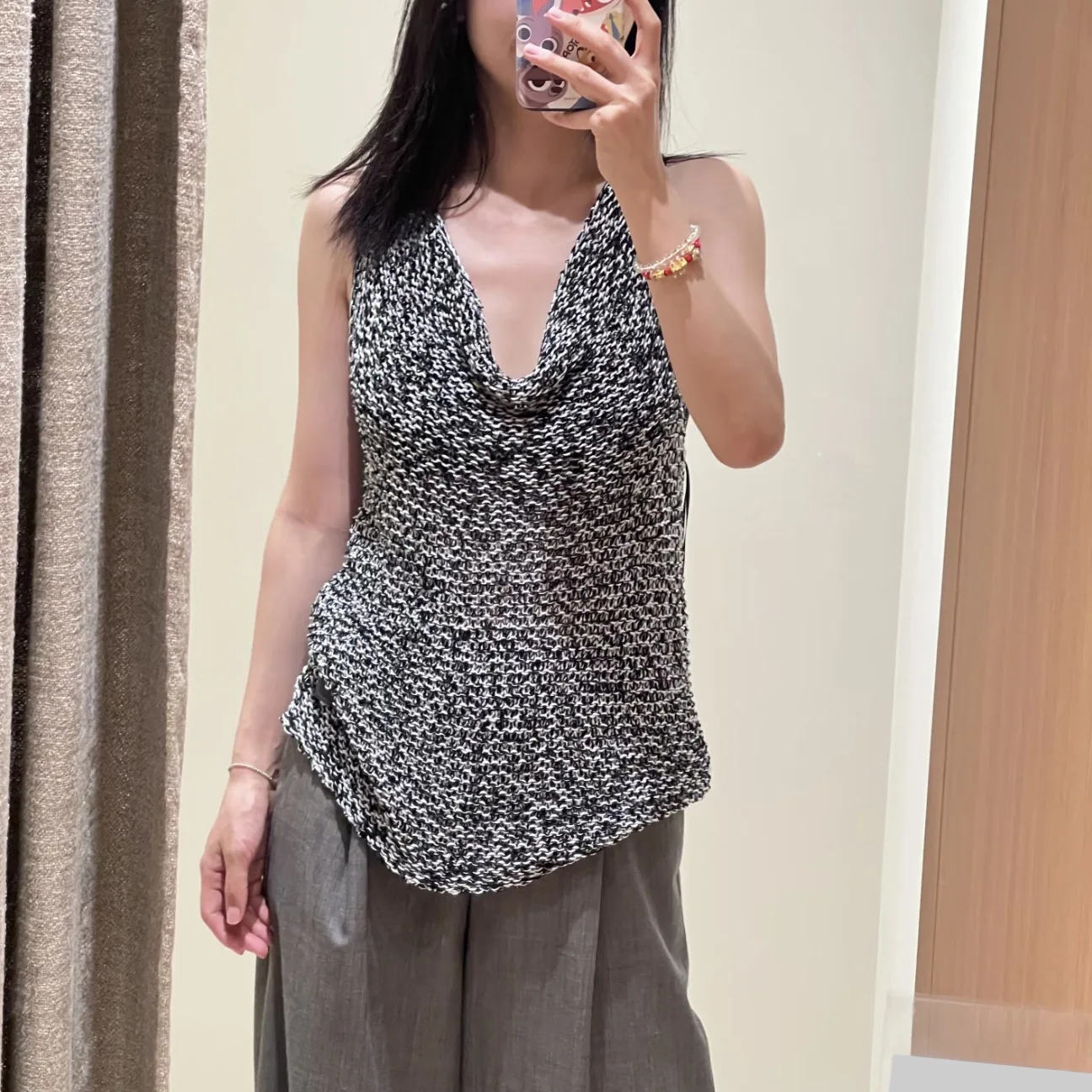 

Women's Vacation Style Mixed Color Swinging Neck Knitted Suspender Sleeveless T-Shirt Vest Spring Summer 16a-1304