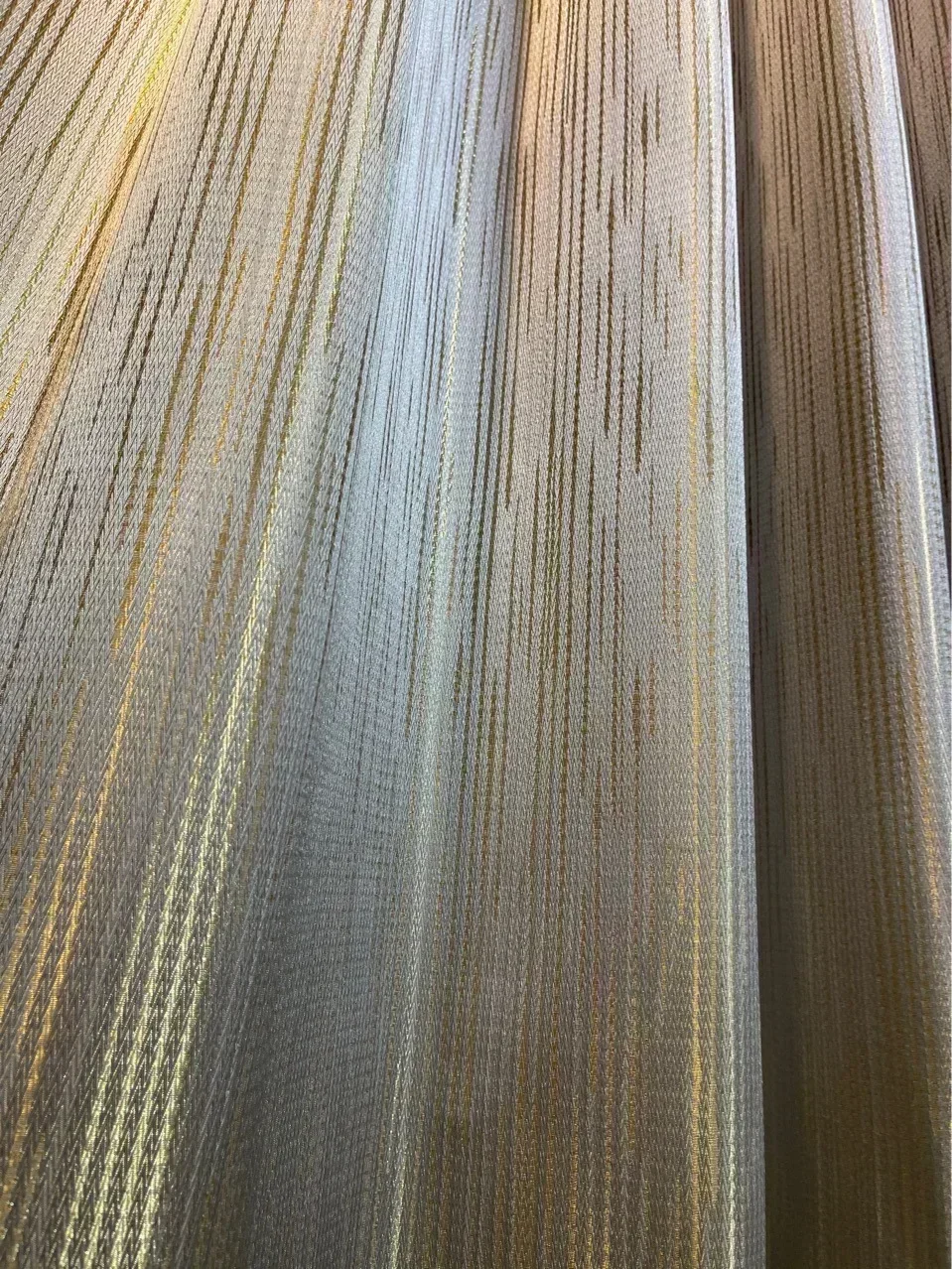 

Nordic High-end Horizontal Strip Gold Line Jacquard Blackout Curtains For Living Room Bedroom Customization