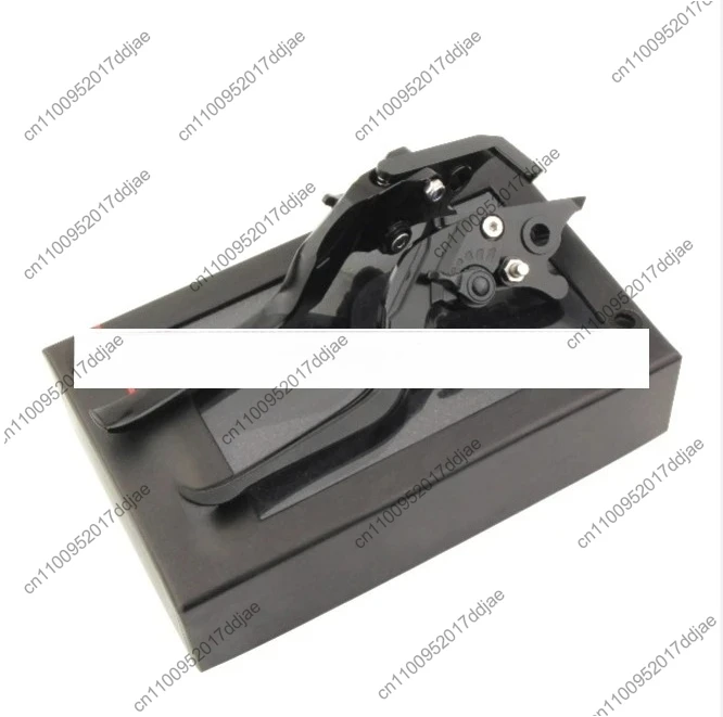 

150 модифицирован с противоскользящей функцией парковки, тормозной сигнал, левой и правой ручкой тормозного рычага 1 шт.