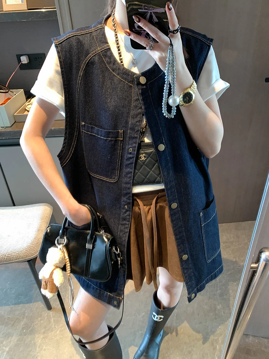 

Early spring new retro multi pocket versatile round neck loose and slimming layering denim vest