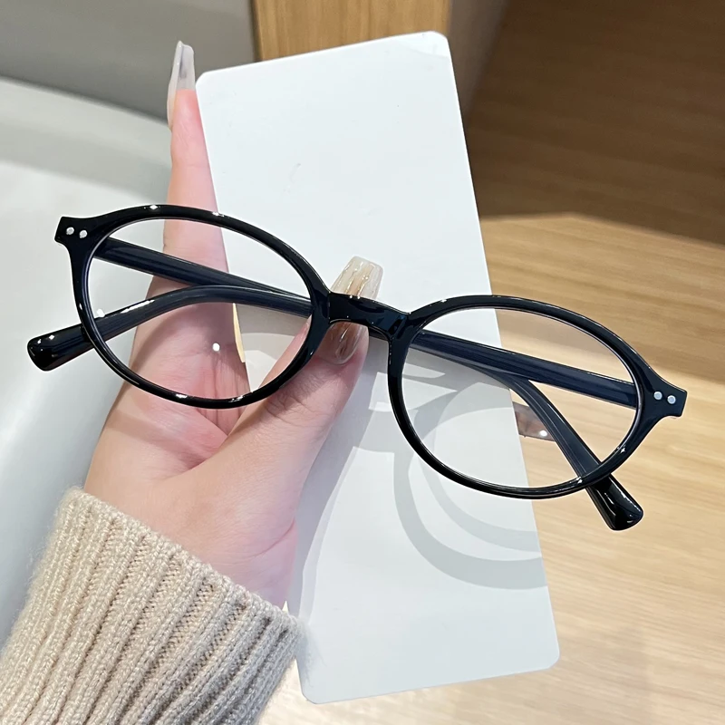 Anti Blue Light Glasses Women Men Vintage Round Glasses Fashion Small Oval Retro Blue Light Blocking Eyeglasses Trendy Eyewear view 3
