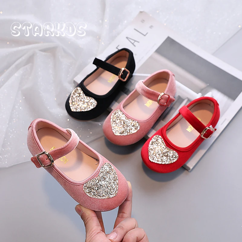 

Kids Glitter Heart Patch Velvet Shoes Girl 2024 Spring New Ballet Flats Vintage Baby Child Soft Sole Velour Mary Janes In Red