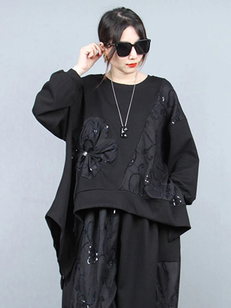 EAM Black Sequins Spliced Short Sweatshirt New Round Neck Long Sleeve Women Big Size Fashion Tide Spring Autumn 2025 30A2746