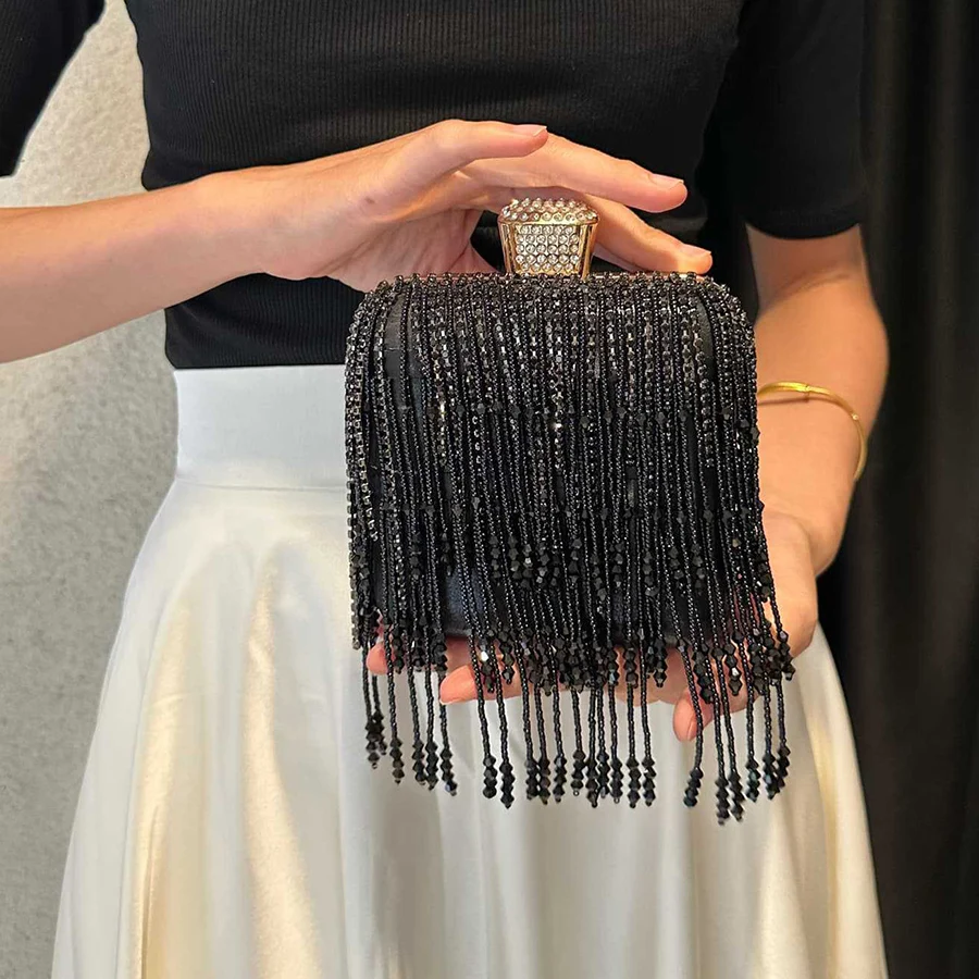 

Chain Evening Bag Crystal Tassel Dinner Shoulder Bag for Women Metal Handle Handbag Box Crossbody Bags Vintage Underarm Bag Sac