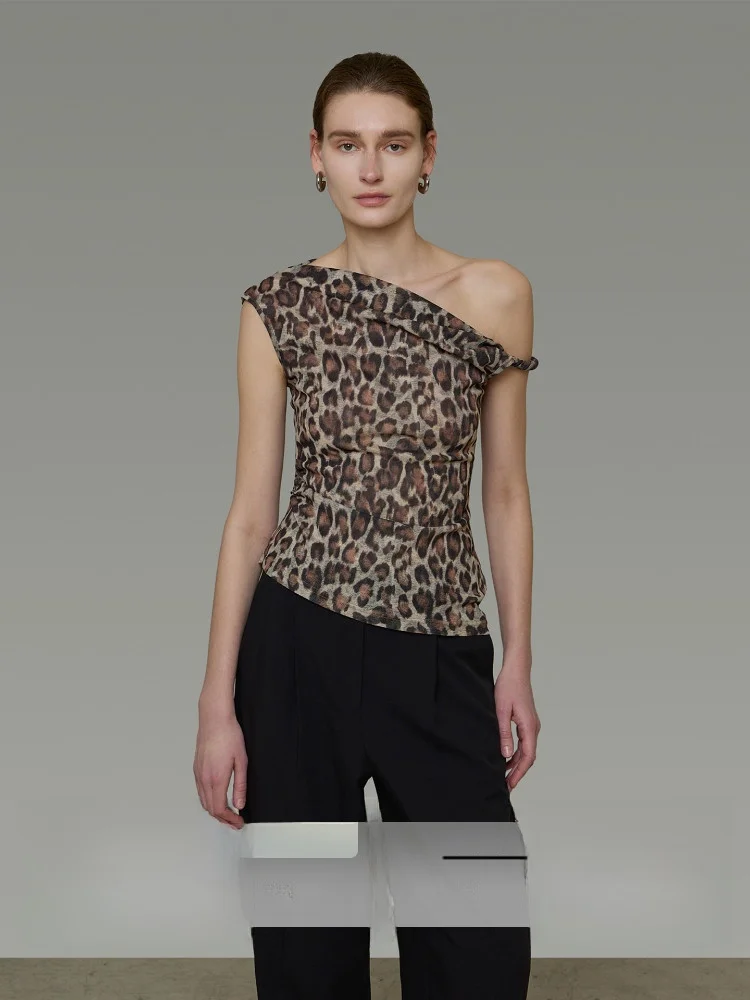 

Женская футболка Slim Fit с леопардовым принтом, элегантный универсальный топ с открытыми плечами, повседневный летний топ из полиэфирного волокна