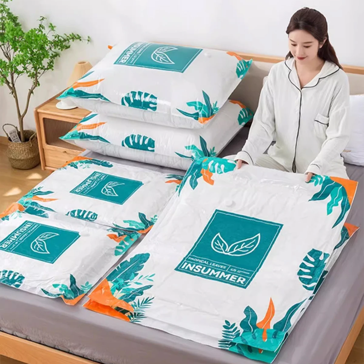 Reusable Vacuum compression bag,Thickened Waterproof clothes quilt compression bag, wardrobe luggage Vacuumcompression bag