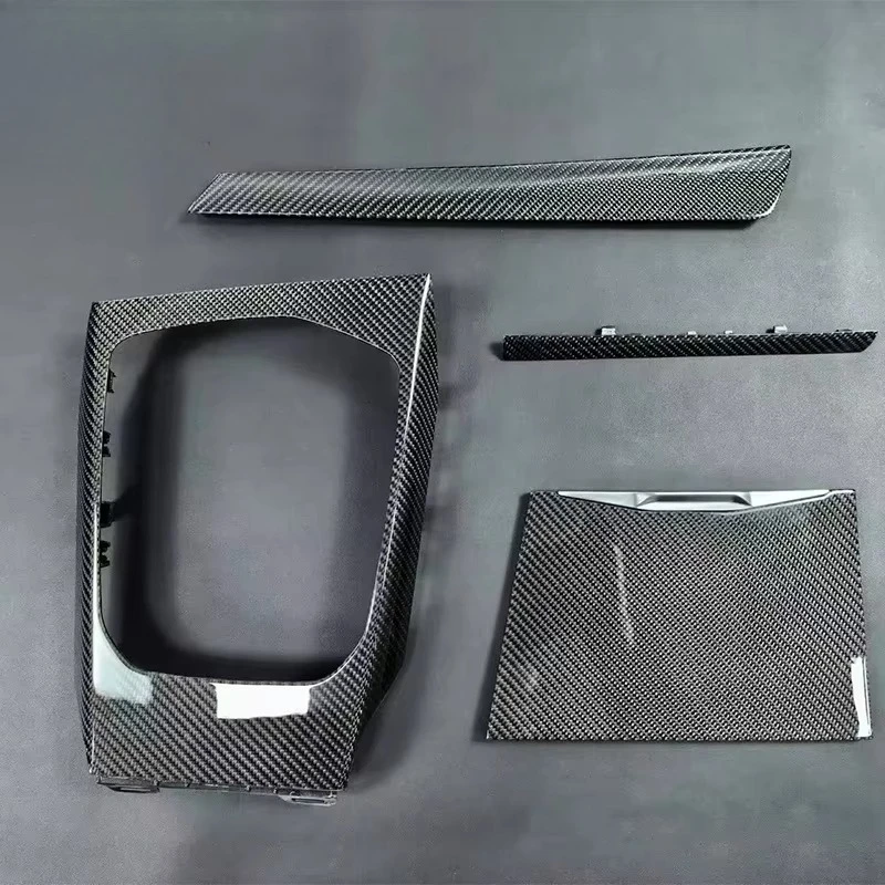 

For G20 G22 G26 G42 G80 G82 G87 M340i M3 M4 Right-hand Drive Carbon Fiber Center Console Instrument Panel Car Interior Parts