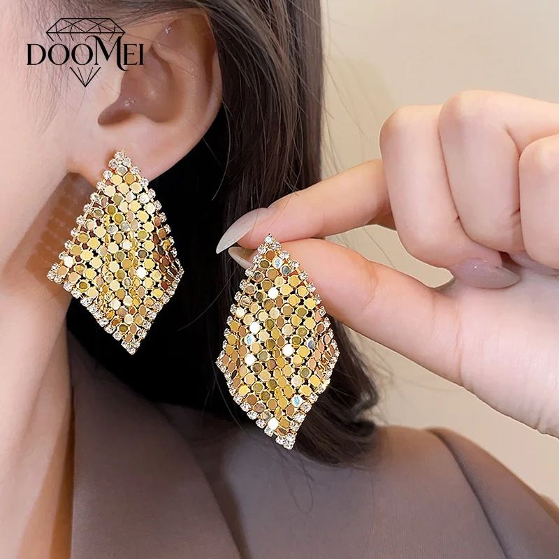 DOO MEI Shiny Rhombus Dangle Earrings Dazzling Sequin Tassel Drop Earrings Women's Fashion Banquet Wedding Ear Jewelry