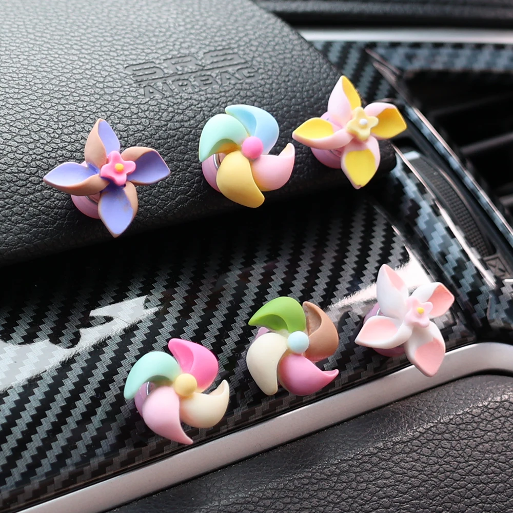 6PCS Car Small Windmill Modeling Decorative Ornaments Car Rearview Mirror Dashboard Creative Decorations Office Fun Ornaments