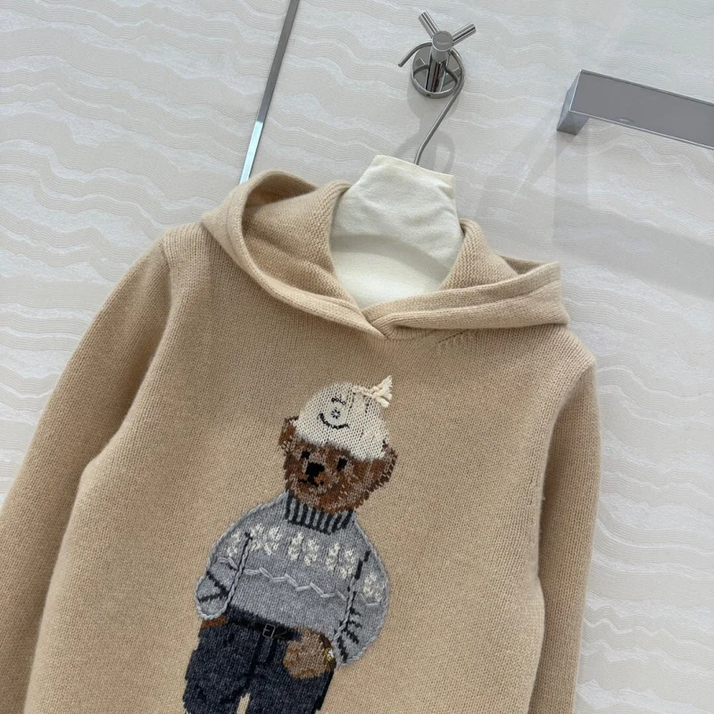 2024 Autumn New Women's Sweater Fashionable and Exquisite Skin friendly Cashmere Wool Knitted Hooded Bear Pattern Sweater