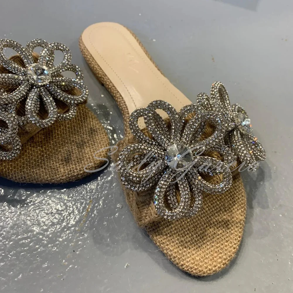 Flower Crystal Wicker Slippers For Women Pointed Toe Weave Bling Bling Mules Slippers Summer Sexy Flip Flops Shallow Sandals