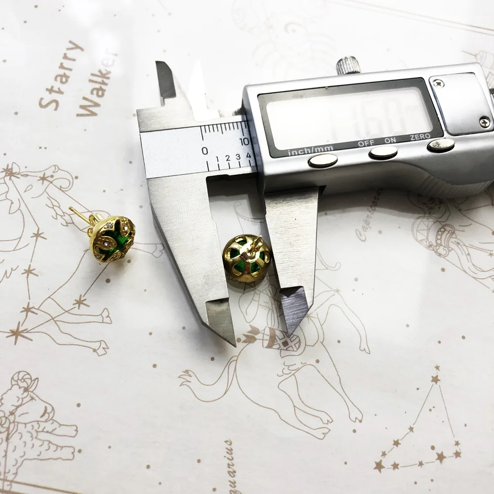 Vergoldete Ohrstecker, grüner Lotus, europäischer Stil, feiner Schmuck für Frauen, Vintage-Geschenk aus 925er Sterlingsilber – Detail 2