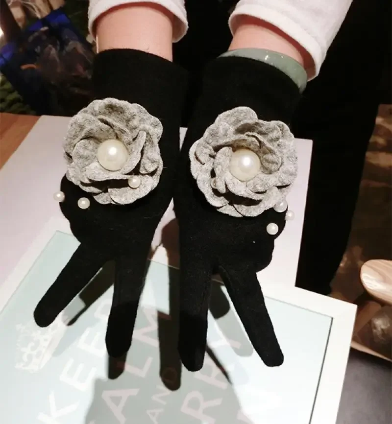 Cashmere Gloves Gray Wool Camellia Three-Bead Cashmere Gloves Ladies Winter Korean Fashion Warm Touch Screen Gloves A380