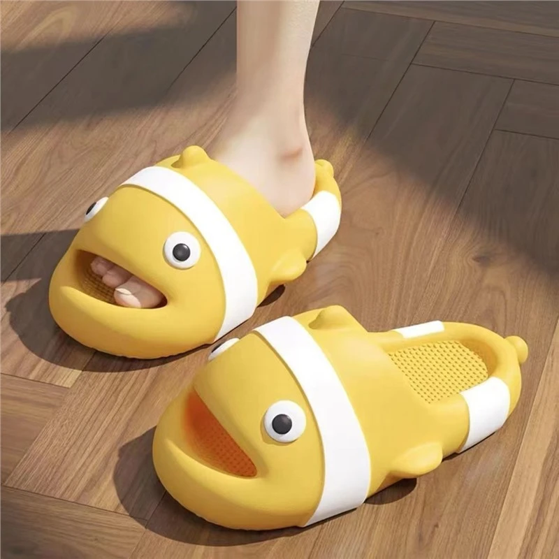 Kids Shoe Cute Cartoon Sandal Summer Women Slipper Child Shoe Female Outdoor Wear Closed-Toe Slipper Home Non-Slip Indoor Sandal