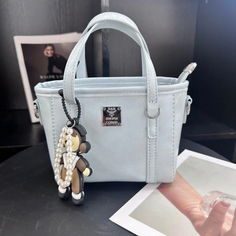 

High-End Simple Shopper Bag For Women Featuring Crossbody Option And Solid Color Trendy Paris Designer