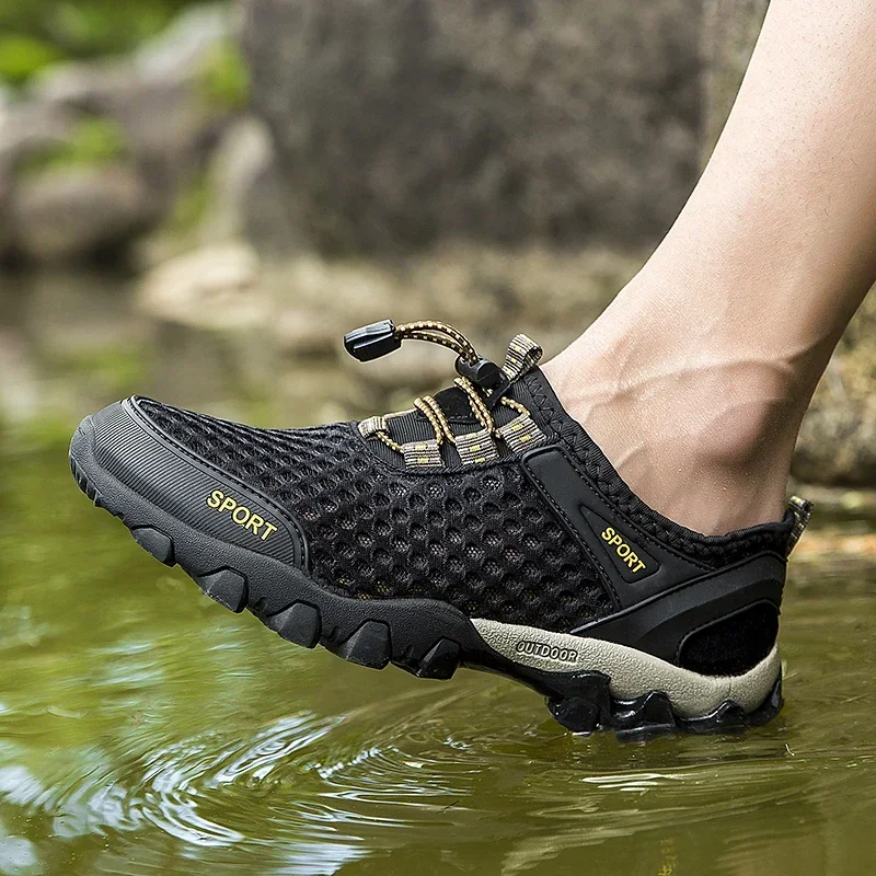 2022 New Summer River Upstream Shoes for Men, Barefoot Beach Ultralight Water Sports, Quick-Drying Outdoor Walking Wading Shoes